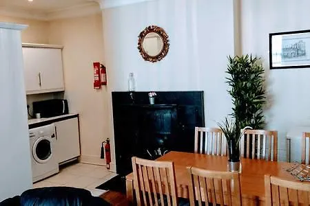 Metrostays - O'connell Street 84-2 Dublin